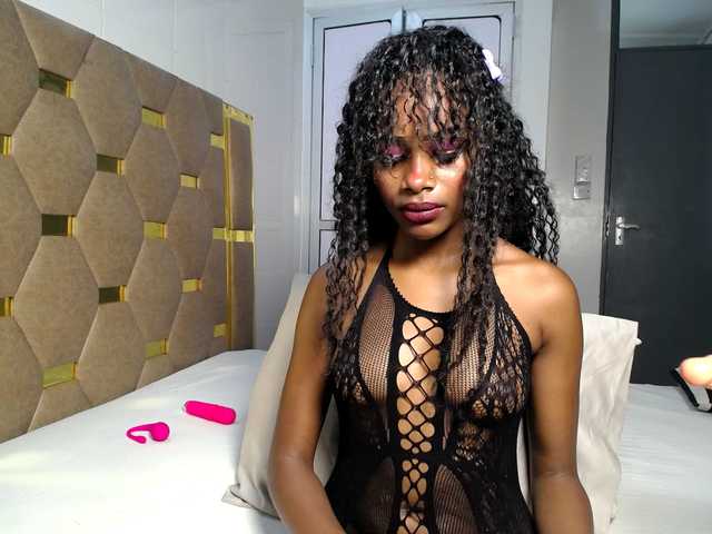 AlexahJade live cam on BongaCams