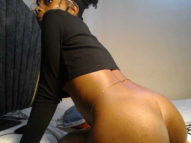 AlexahJade live cam on BongaCams