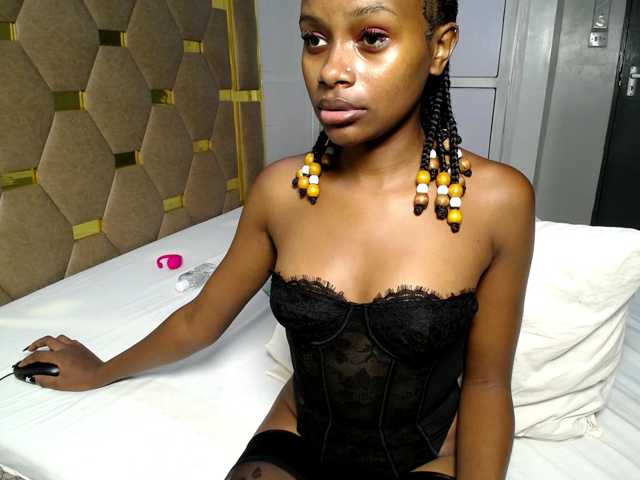 AlexahJade live cam on BongaCams