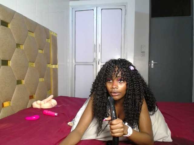 AlexahJade live cam on BongaCams