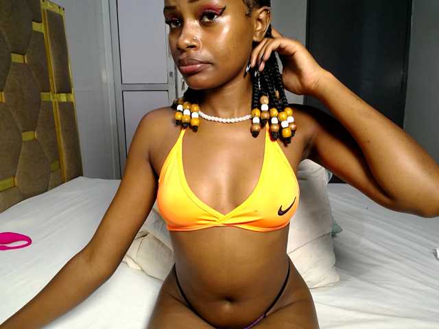 AlexahJade live cam on BongaCams