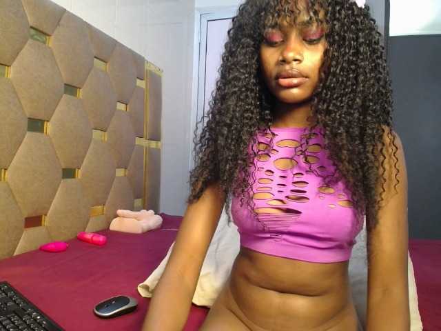 AlexahJade live cam on BongaCams