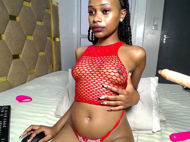 AlexahJade live cam on BongaCams