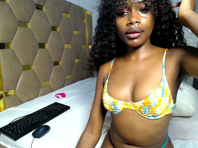 AlexahJade live cam on BongaCams