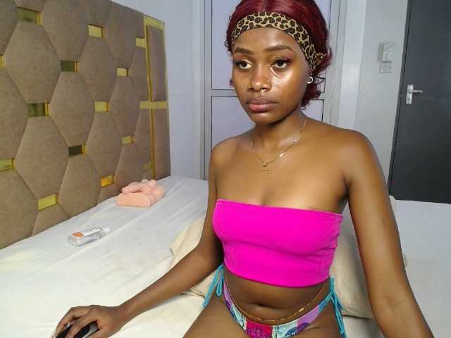 AlexahJade live cam on BongaCams