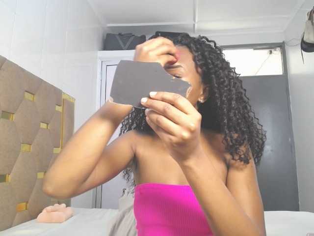 AlexahJade live cam on BongaCams