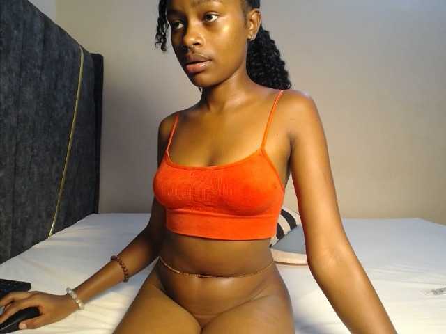 AlexahJade live cam on BongaCams