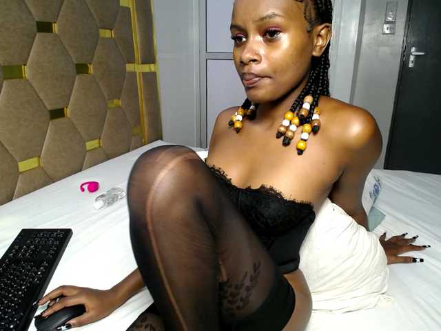 AlexahJade live cam on BongaCams