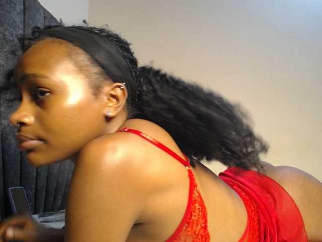 AlexahJade live cam on BongaCams