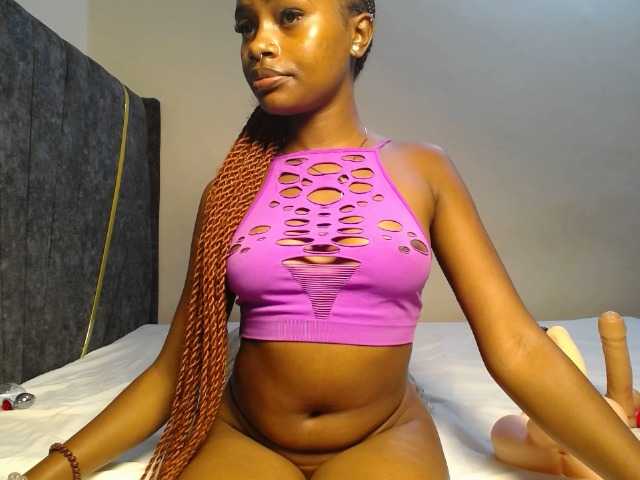 AlexahJade live cam on BongaCams