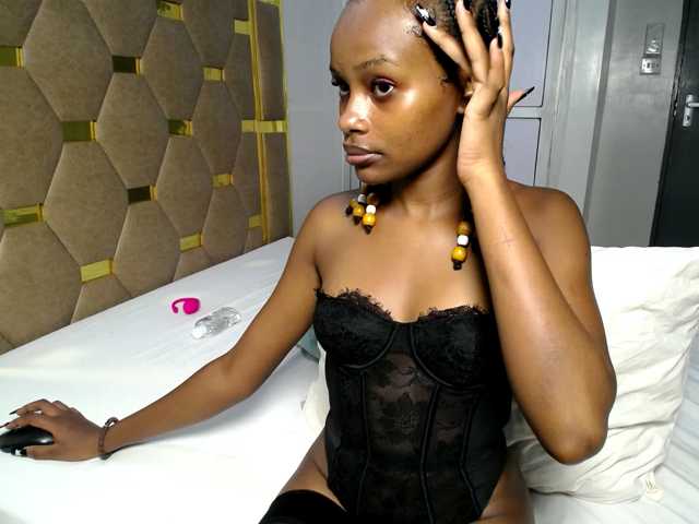 AlexahJade live cam on BongaCams