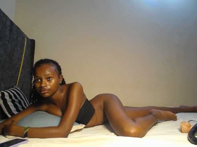 AlexahJade live cam on BongaCams