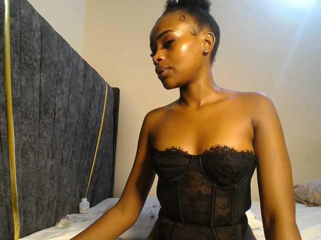 AlexahJade live cam on BongaCams
