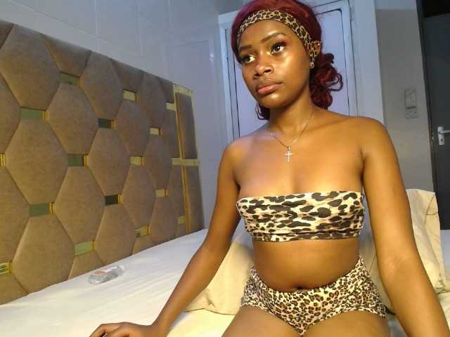 AlexahJade live cam on BongaCams