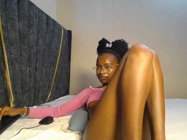 AlexahJade live cam on BongaCams