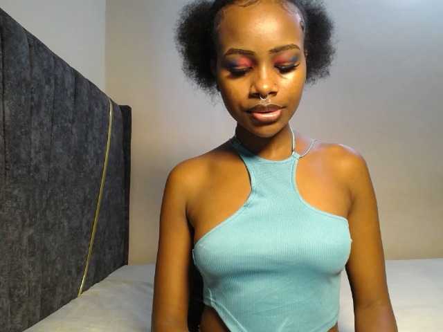 AlexahJade live cam on BongaCams