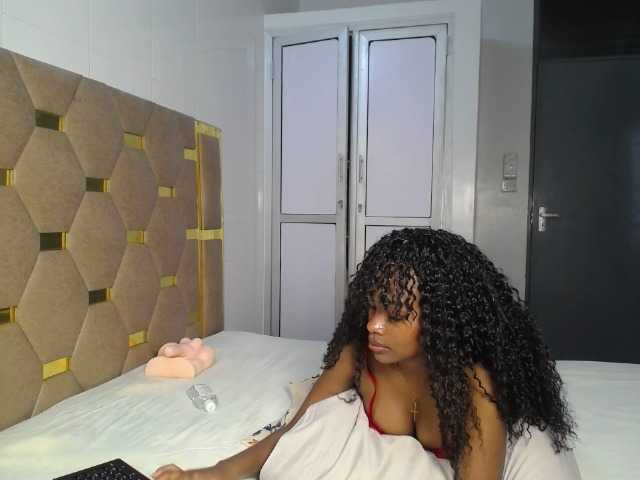 AlexahJade live cam on BongaCams