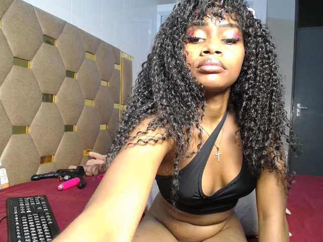 AlexahJade live cam on BongaCams