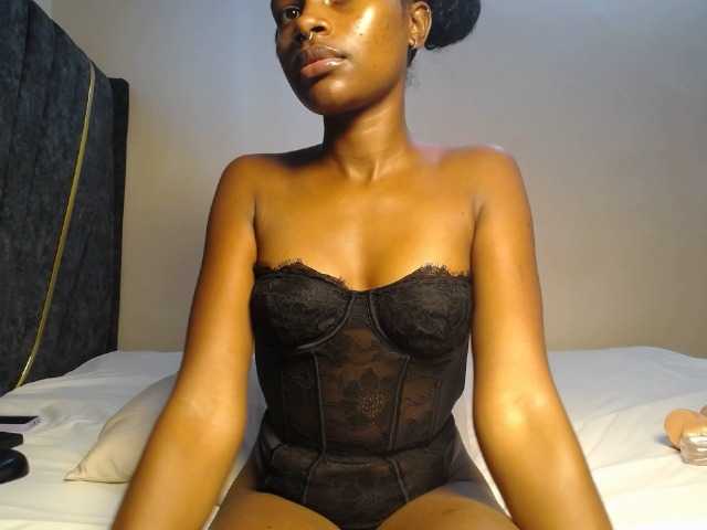 AlexahJade live cam on BongaCams