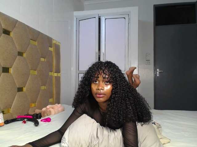 AlexahJade live cam on BongaCams