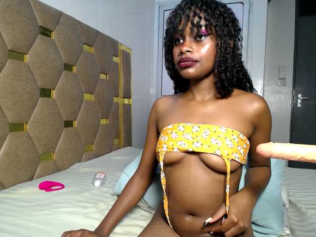 AlexahJade live cam on BongaCams