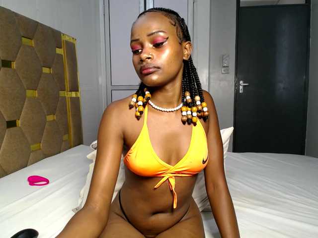 AlexahJade live cam on BongaCams