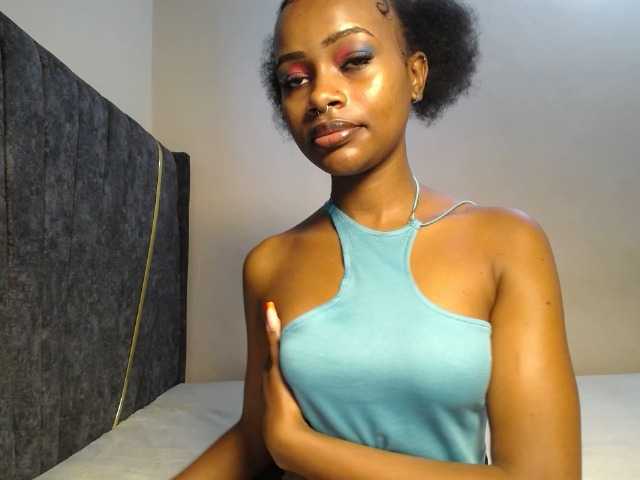 AlexahJade live cam on BongaCams