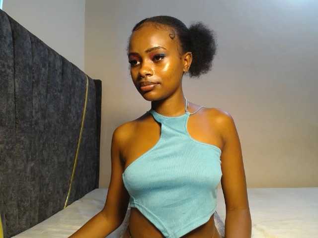 AlexahJade live cam on BongaCams