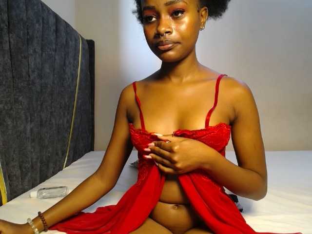 AlexahJade live cam on BongaCams