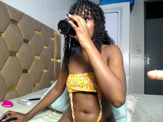 AlexahJade live cam on BongaCams