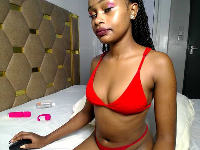 AlexahJade live cam on BongaCams