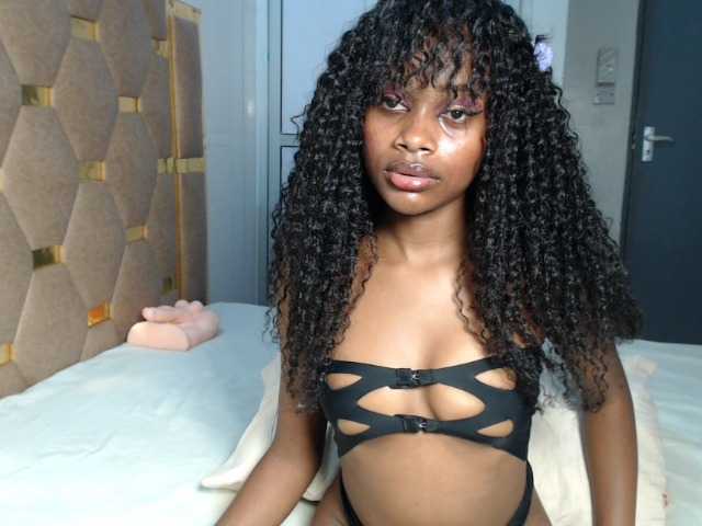 AlexahJade live cam on BongaCams