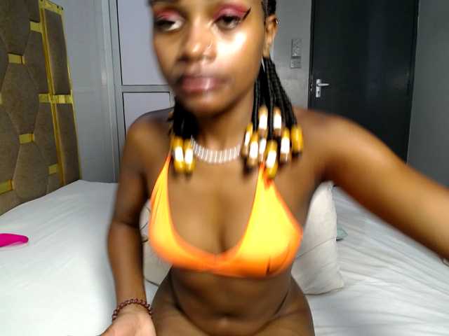 AlexahJade live cam on BongaCams