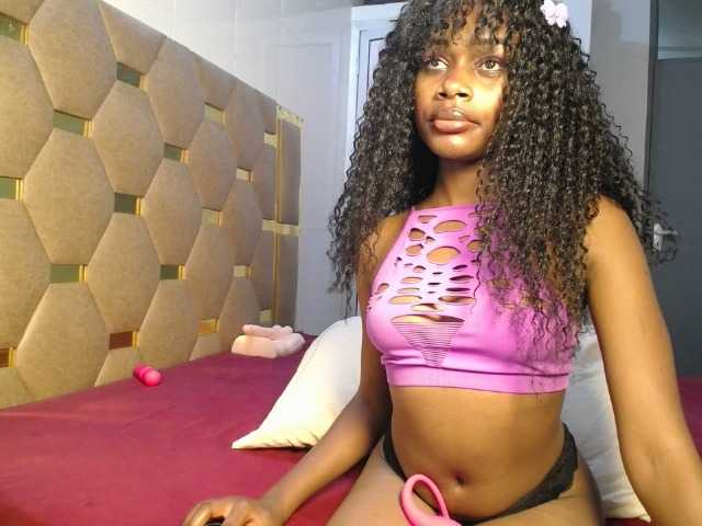 AlexahJade live cam on BongaCams