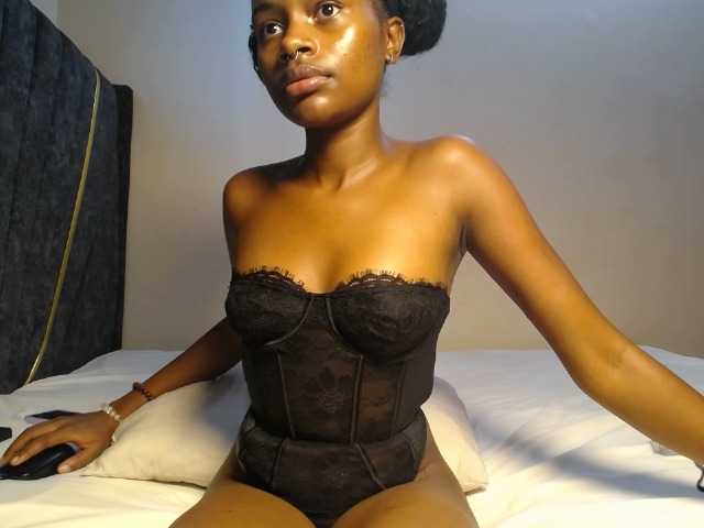 AlexahJade live cam on BongaCams