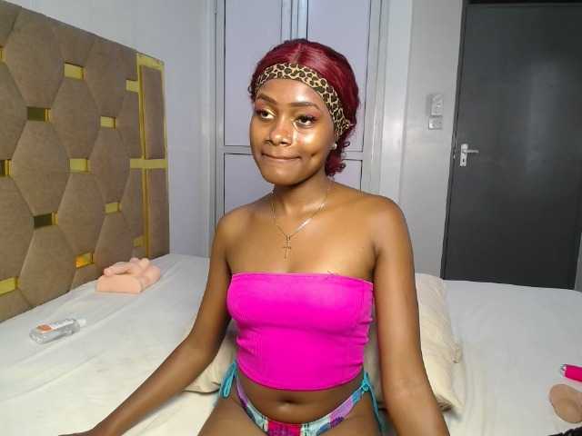 AlexahJade live cam on BongaCams
