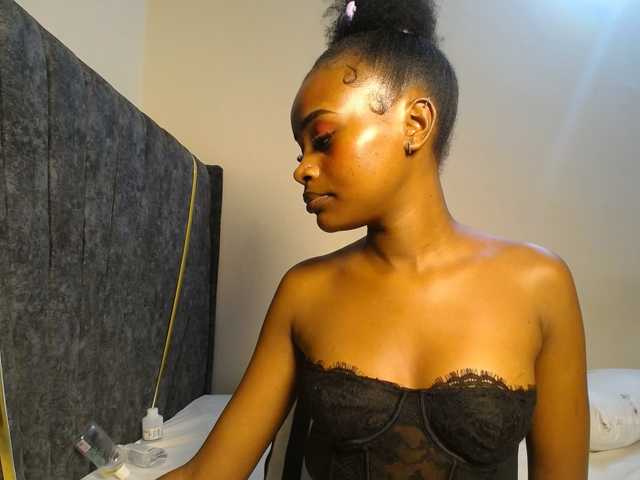 AlexahJade live cam on BongaCams