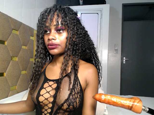 AlexahJade live cam on BongaCams
