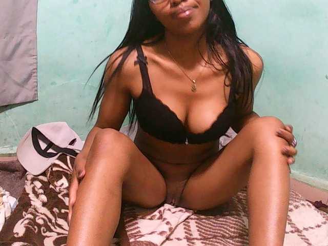 Rusteed13 live cam on BongaCams