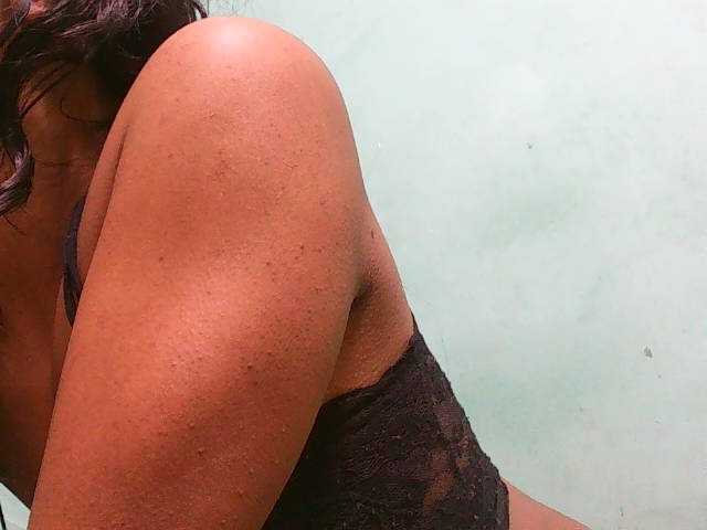 Rusteed13 live cam on BongaCams