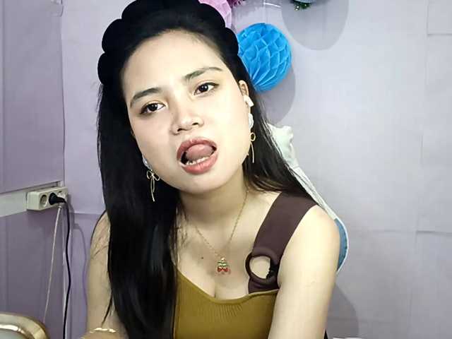 CalistaLeilich live cam on BongaCams