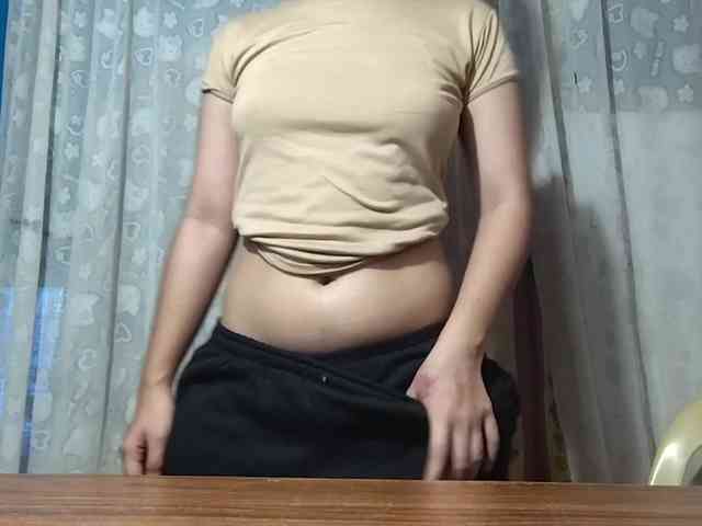 SophiaAllTheWay webcam