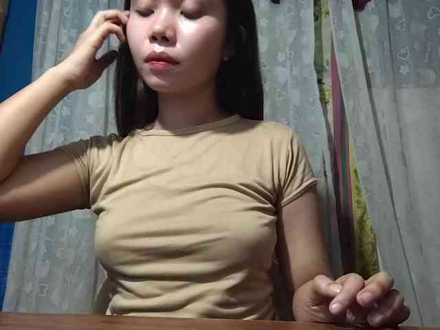 SophiaAllTheWay webcam