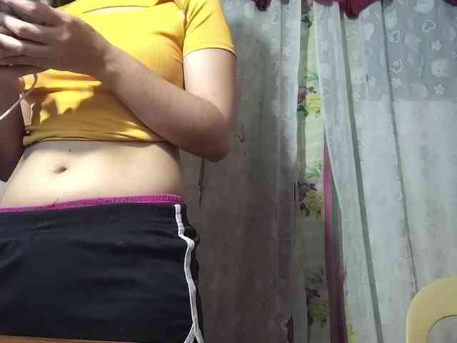 SophiaAllTheWay webcam