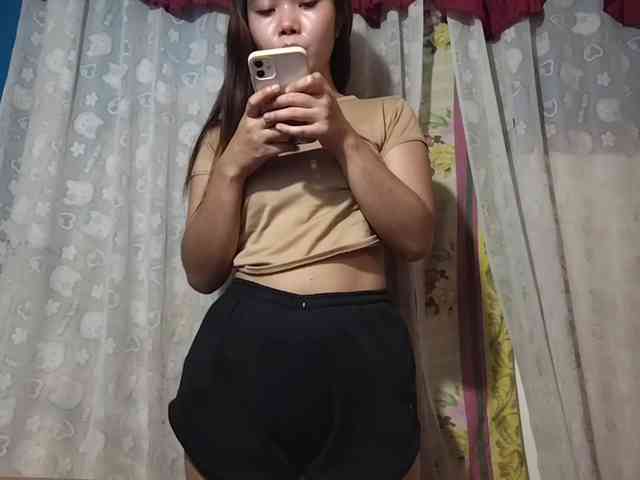 SophiaAllTheWay webcam