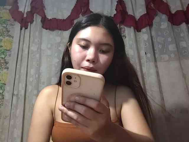 SophiaAllTheWay webcam