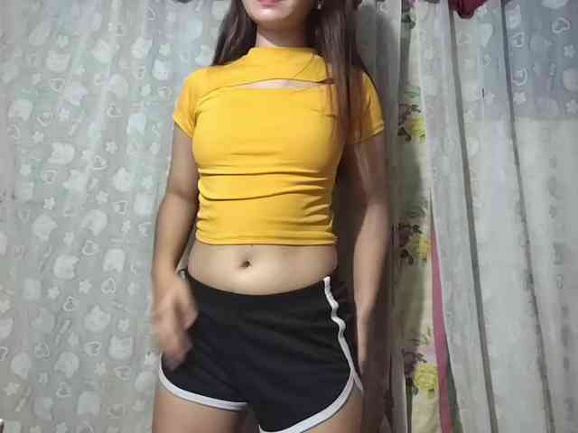 SophiaAllTheWay webcam