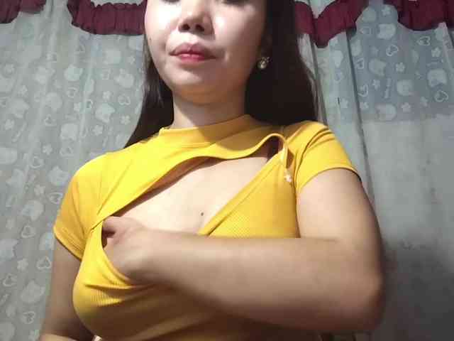 SophiaAllTheWay webcam