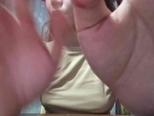 SophiaAllTheWay webcam