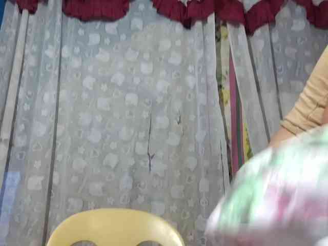 SophiaAllTheWay webcam